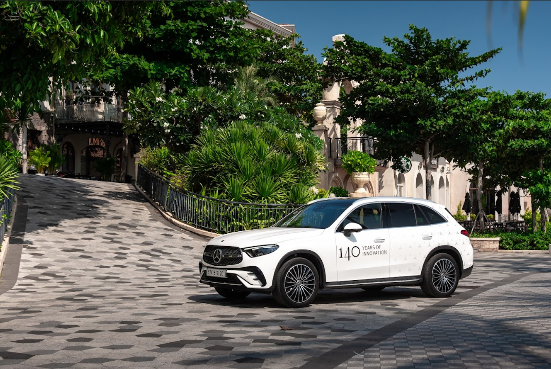 Mercedes-Benz tăng tốc hàng loạt chương trình kỷ niệm 140 năm - 3