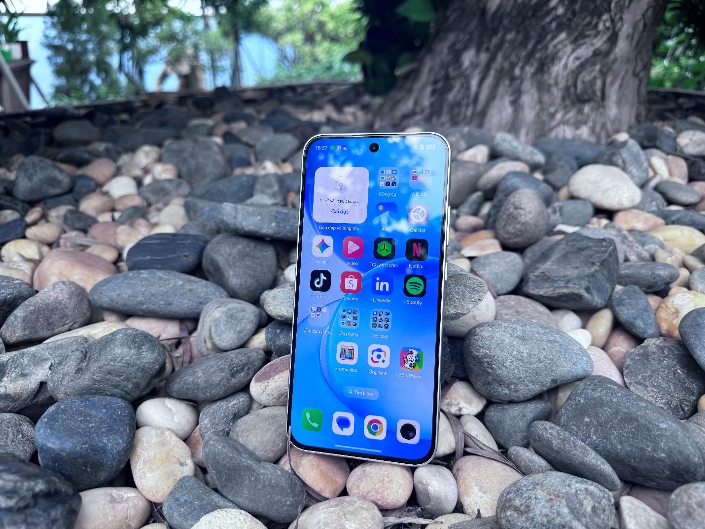 Đánh giá OPPO Reno16 Series: Thiết kế cực “độc”, camera quá “đỉnh” - 2