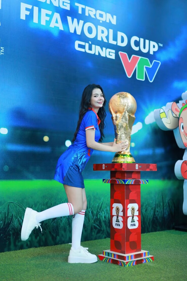 Người đẹp pickleball gợi cảm, gây thương nhớ ở Nóng cùng World Cup - 1