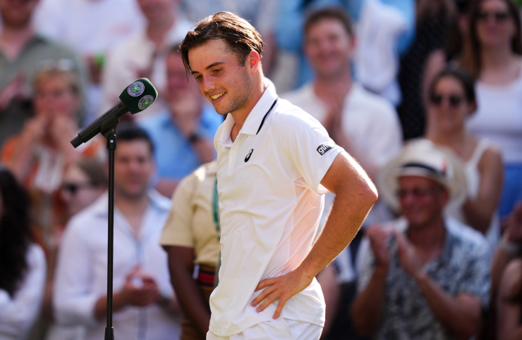 3 tay vợt "tỷ phú" chơi tennis cho vui ở Wimbledon: Gia đình nào giàu nhất? - 1