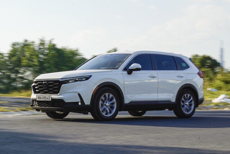 Bỏ thêm trăm triệu mua CR-V Hybrid hay lấy CX-5 cho kinh tế? - 4