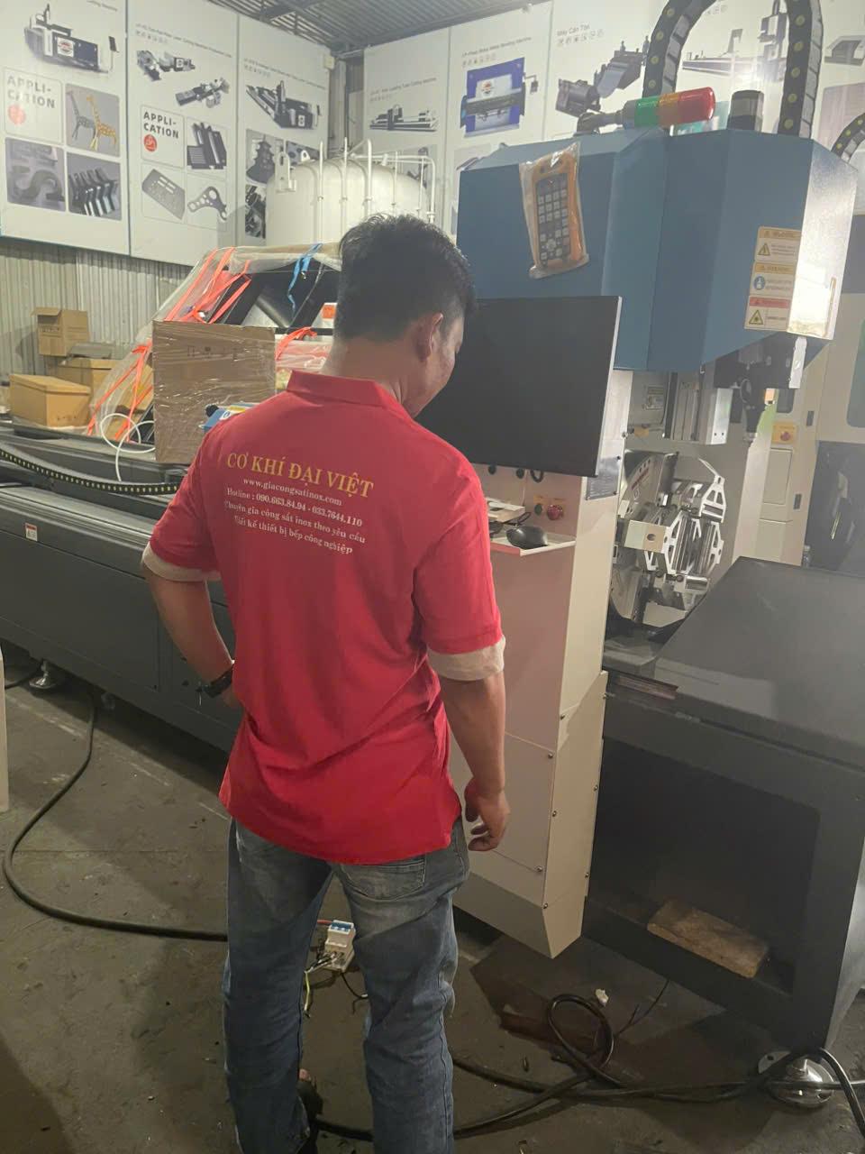 Xưởng inox Việt chinh phục hàng trăm bếp công nghiệp nhà hàng, khách sạn miền Nam - 1