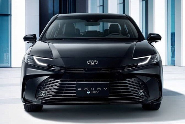 Khai tử bản máy xăng: Camry HEV vô tình phân loại lại "đẳng cấp" sếp Việt? - 1
