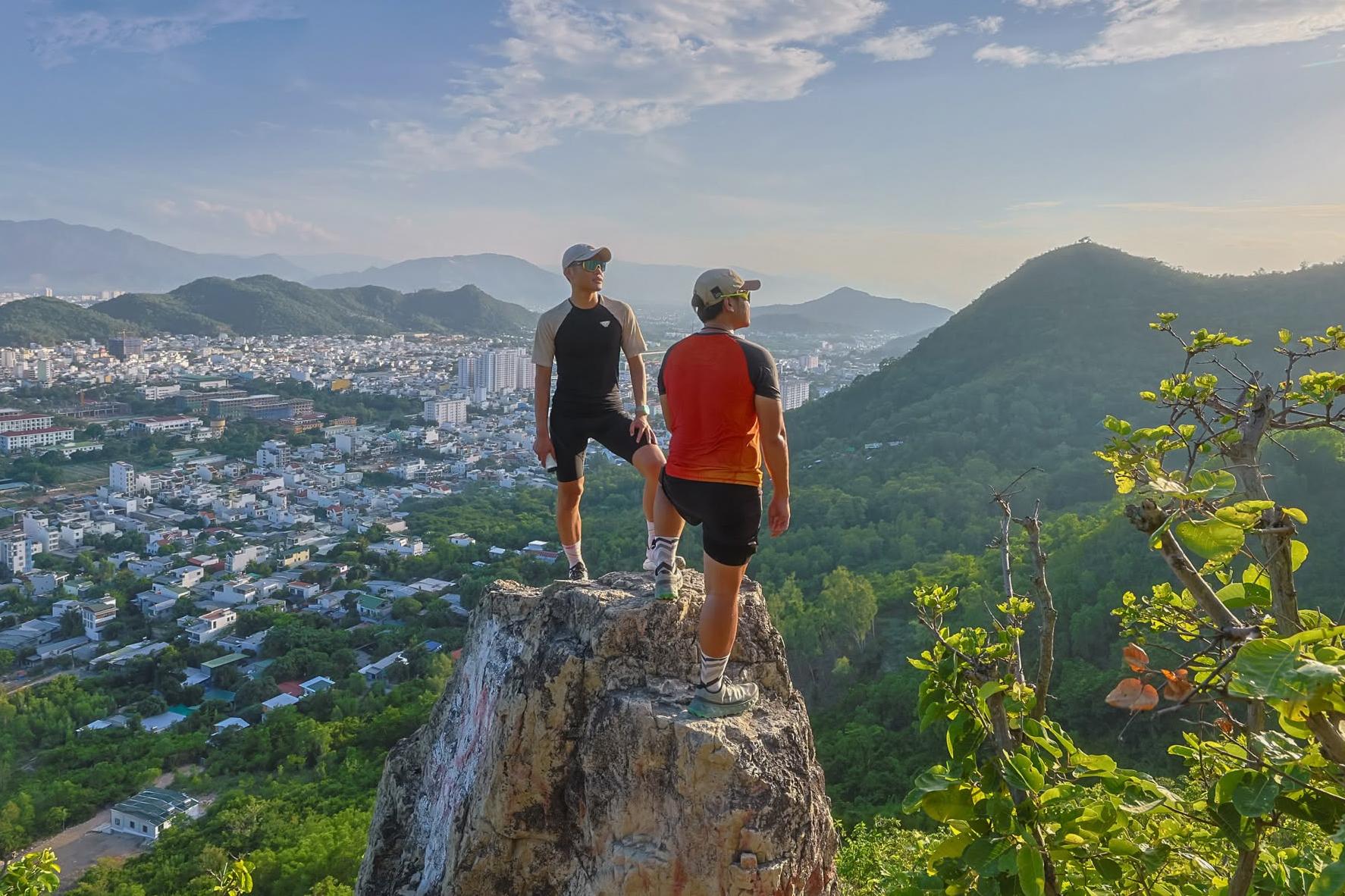 Chạy từ biển lên núi Cô Tiên: kiểu ‘đổi gió’ khi du lịch Nha Trang - 3
