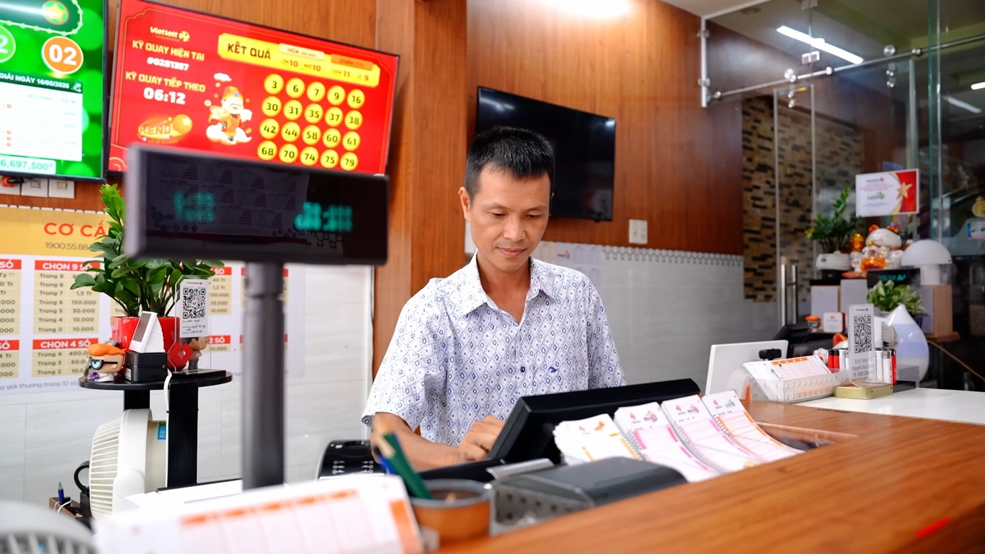 Khách quen ngày càng chuộng Lotto 5/35 - 1