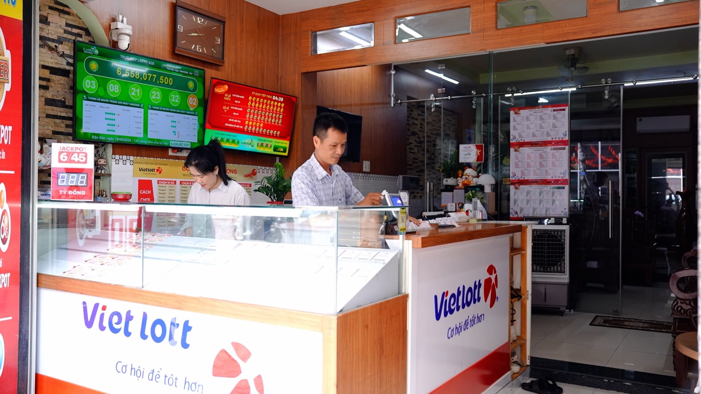 Khách quen ngày càng chuộng Lotto 5/35 - 3