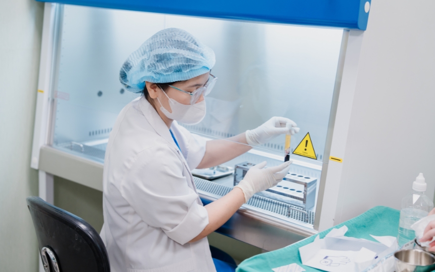 Tiêm PRP - Xu hướng điều trị tái tạo, phục hồi toàn diện chấn thương cơ xương khớp - 1
