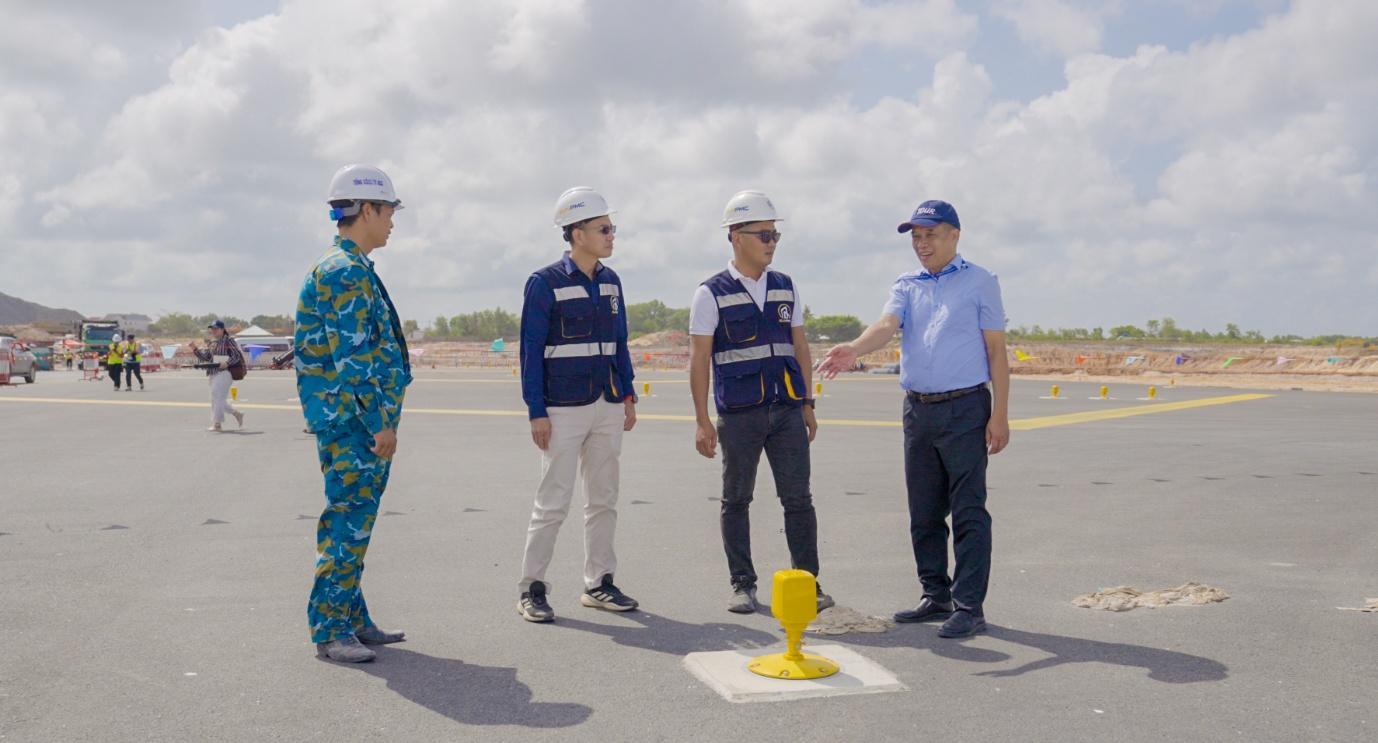 Chuyên gia hàng không: “Chưa từng có đường cất hạ cánh nào được xây nhanh như ở Phú Quốc” - 2