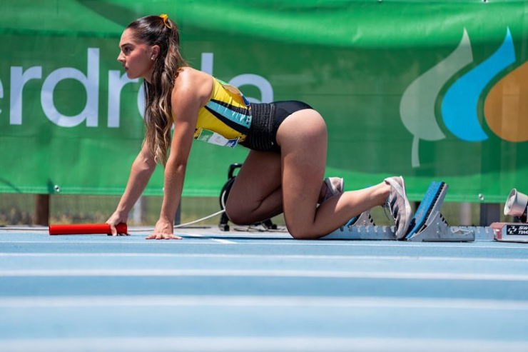 "Thiên thần" 19 tuổi làm chao đảo đường chạy 100m: Nàng thơ sở hữu tốc độ "tia chớp" - 2
