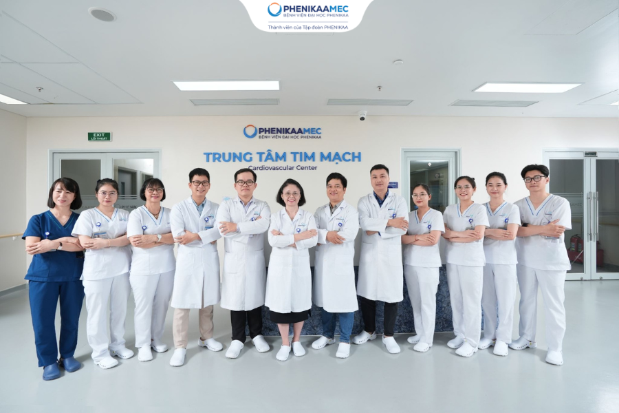 PhenikaaMec tái thông thành công 2 nhánh mạch vành tắc hoàn toàn mạn tính và 1 nhánh hẹp 90% cho người bệnh 77 tuổi - 4