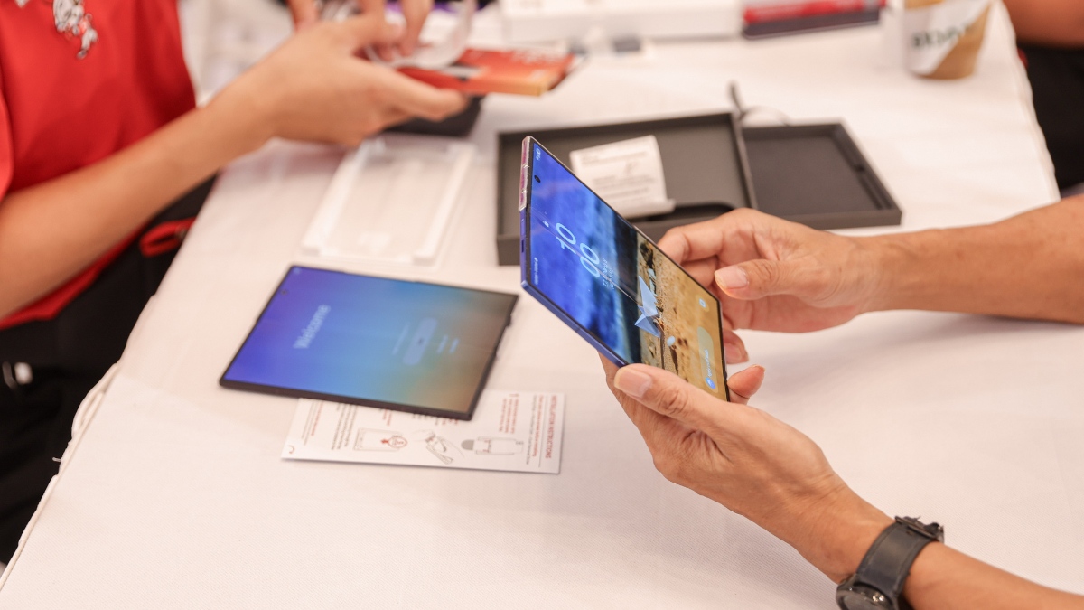 Samsung Galaxy Z8 Series ngày đầu mở bán: Điều gì khiến nhiều người chọn CellphoneS? - 1