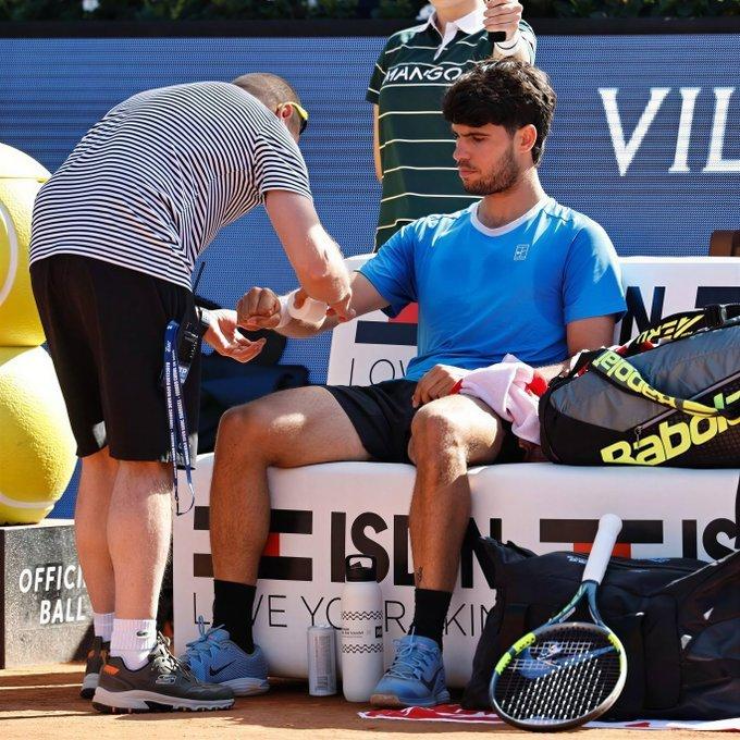 Sốc Alcaraz chấn thương nguy cơ bỏ US Open, bị nghi ngờ trầm cảm - 1
