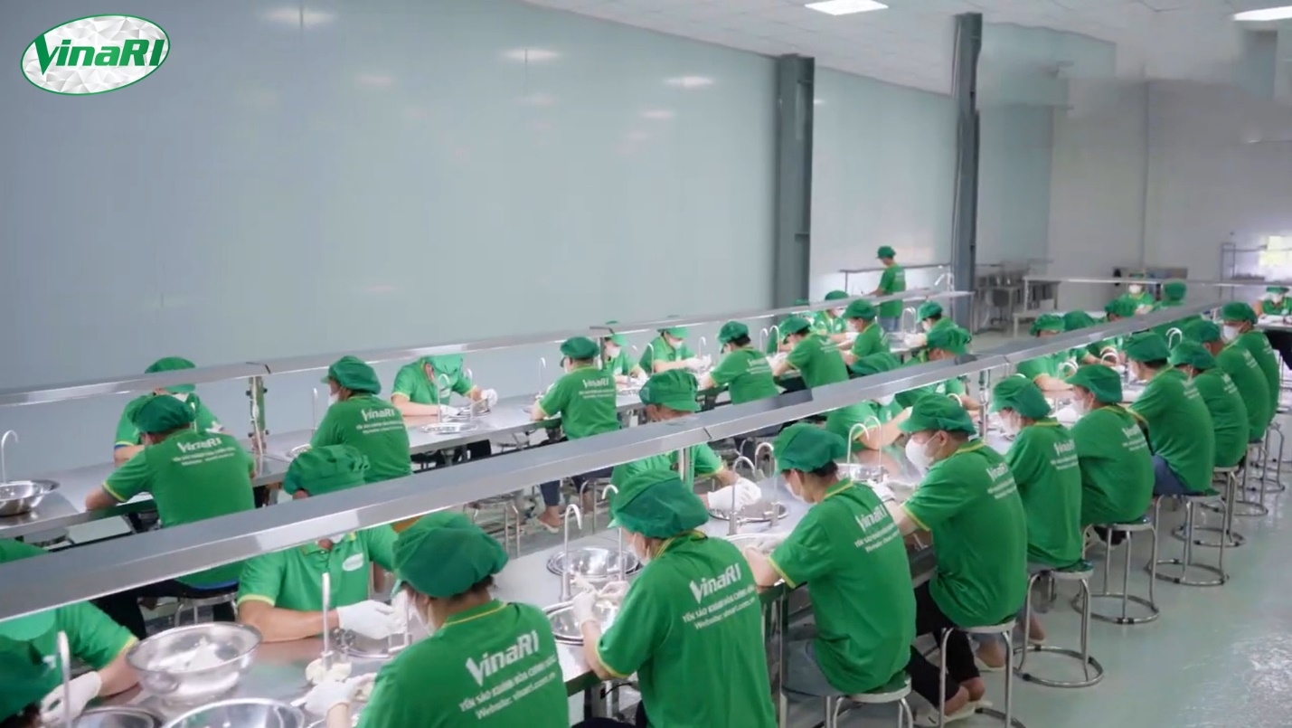 Yến tinh chế VinaRI - Minh bạch quy trình từ nguyên liệu đến sản phẩm hoàn thiện - 2