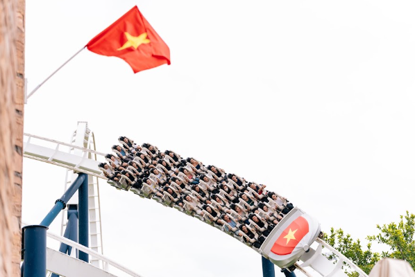 “Hời” chưa từng có: Sun World Ha Long tung bộ 3 ưu đãi chơi “không giới hạn” mừng Quốc khánh - 1