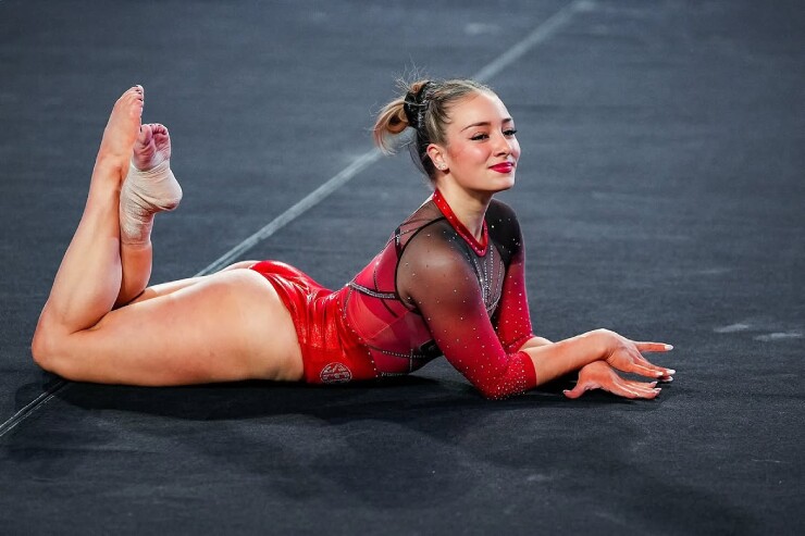 Vừa phẫu thuật xong, nữ thần Olympic lập tức làm nên điều không tưởng - 6