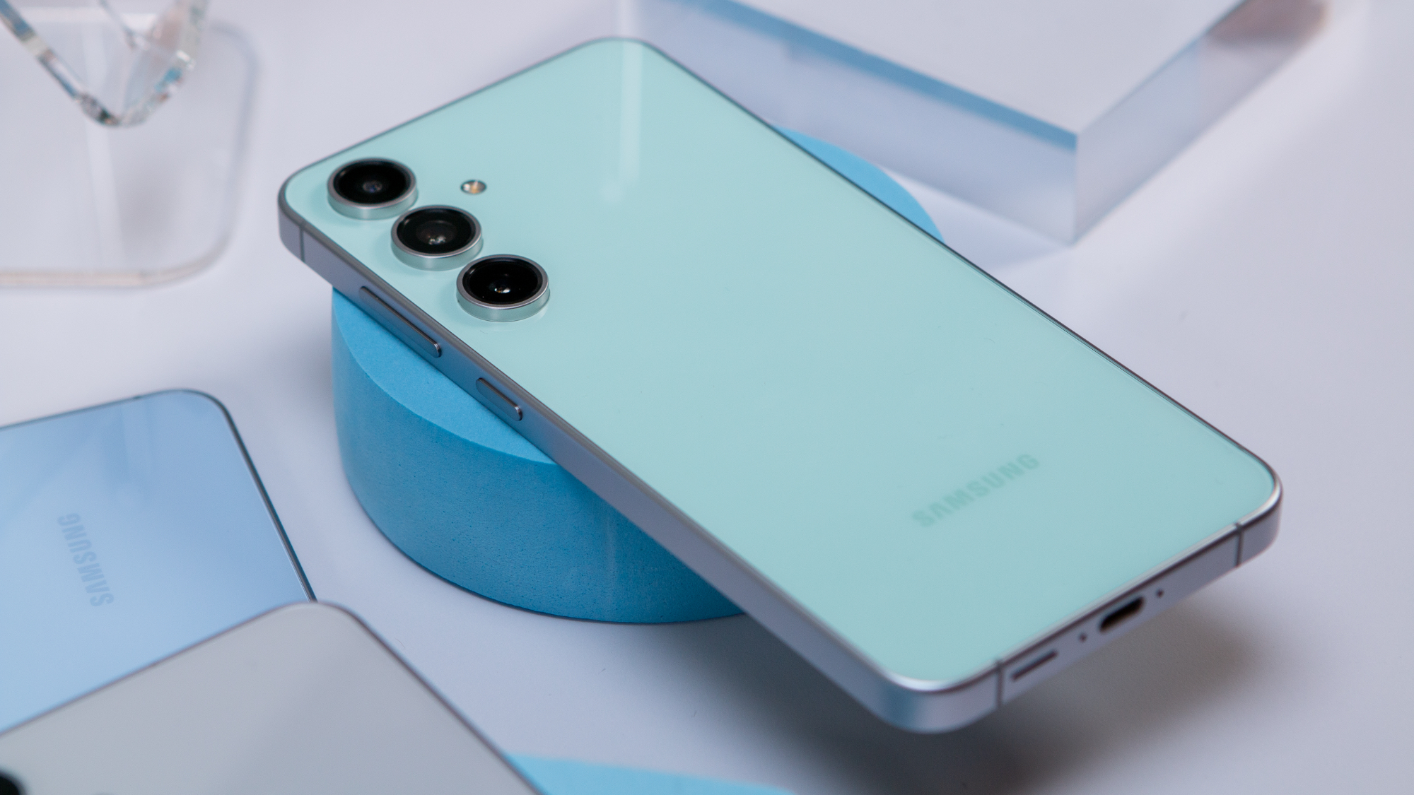 3 điểm nhấn đáng giá trên Galaxy S26 FE mới - 2