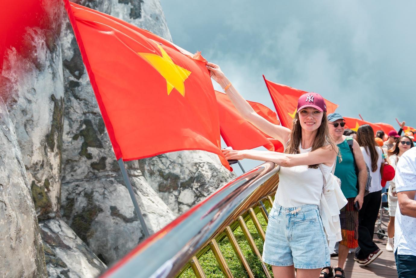 Du khách phấn khích với loạt trải nghiệm mới tại Ba Na Hills dịp 2/9 - 4
