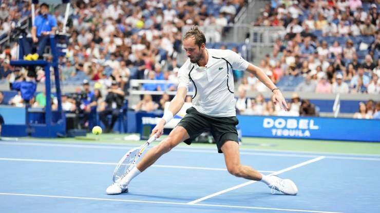 Tennis đỉnh cao US Open: Alcaraz - Medvedev bật chế độ "hủy diệt", Sabalenka nhắm kỷ lục - 2