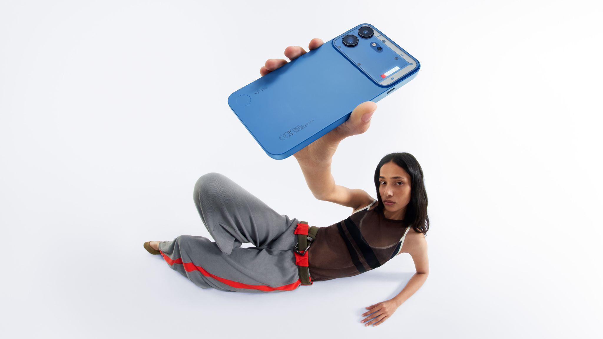Nothing Phone (4b): Đậm chất Y2K, nhiều công nghệ đáng chú ý, giá từ 10,99 triệu đồng tại Thế Giới Di Động - 1