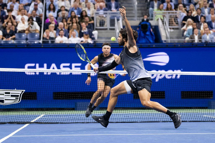 Djokovic - Alcaraz rực lửa đại chiến cuối mùa, Zverev ung dung "tọa sơn quan hổ đấu" - 4