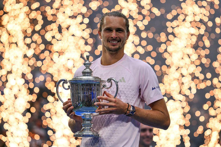 Djokovic - Alcaraz rực lửa đại chiến cuối mùa, Zverev ung dung "tọa sơn quan hổ đấu" - 2
