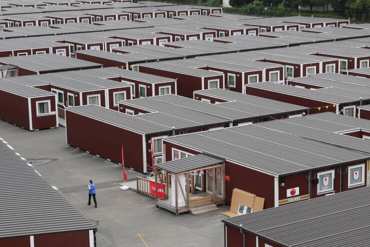 Sốc vì ASIAD hóa "ao làng": Xếp nam nữ chung phòng, hết hồn phòng container - 1