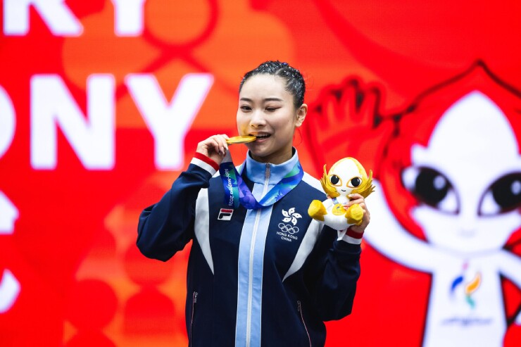 Mỹ nhân wushu giật HCV ASIAD nhờ 0,003 điểm: 90 giây ẵm 3 tỷ đồng - 1