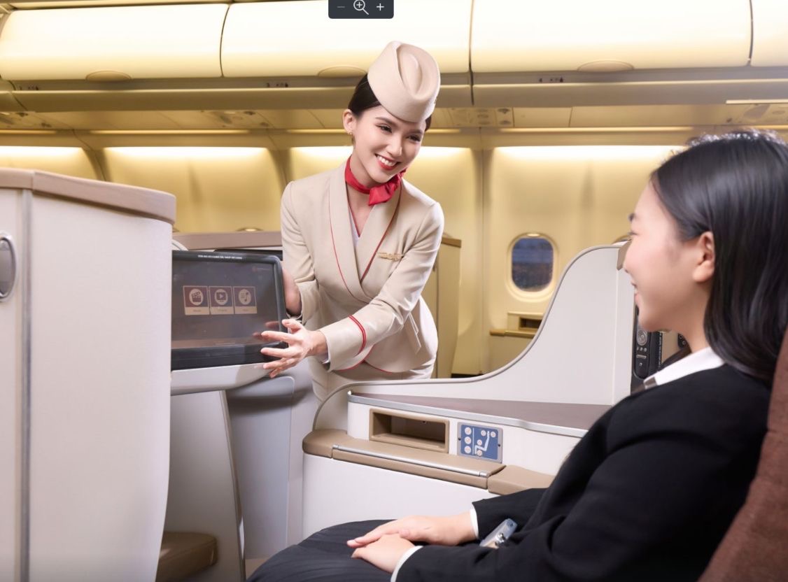 Cận cảnh tàu thân rộng A330 đầu tiên của Sun PhuQuoc Airways vừa đáp sân bay Phú Quốc - 7