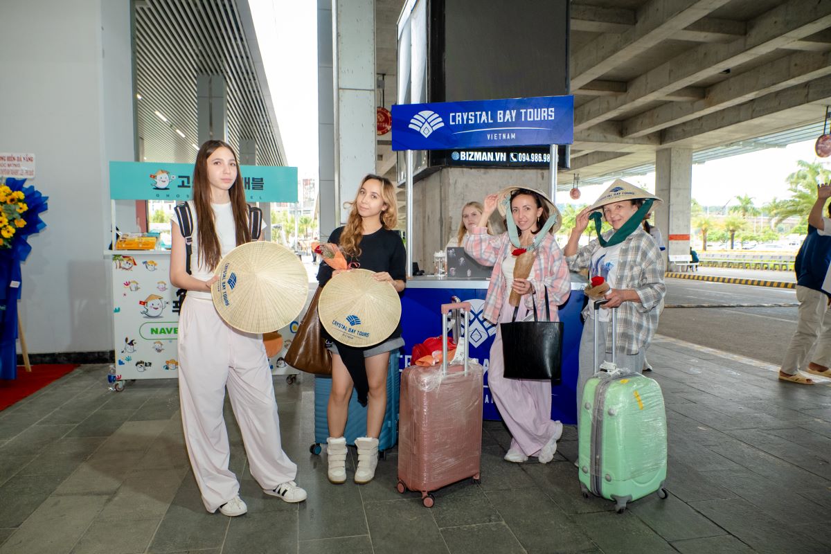 Phú Quốc đón dòng khách quốc tế sớm hơn hai tháng - 2