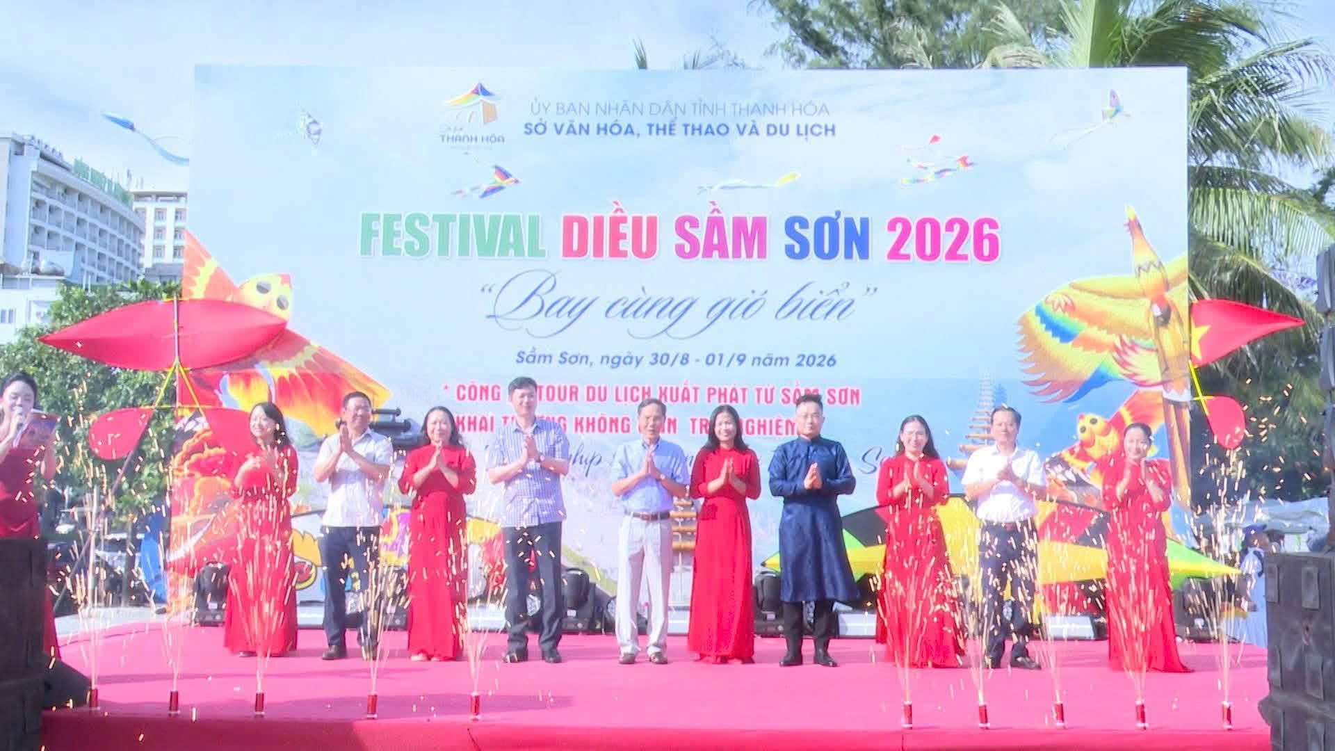 Thí điểm tour du lịch kết nối phố biển Sầm Sơn với các di sản xứ Thanh - 1