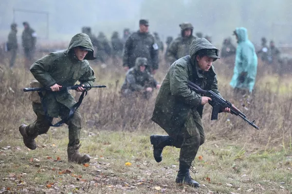 Ảnh: Lính dự bị Nga luyện tập trước khi ra chiến trường - 9
