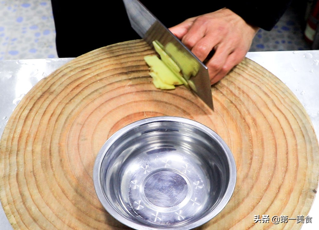 Cách làm bò hầm kinh điển nhất, nước sốt đủ vị, vừa ngon vừa không bị ngấy - 5