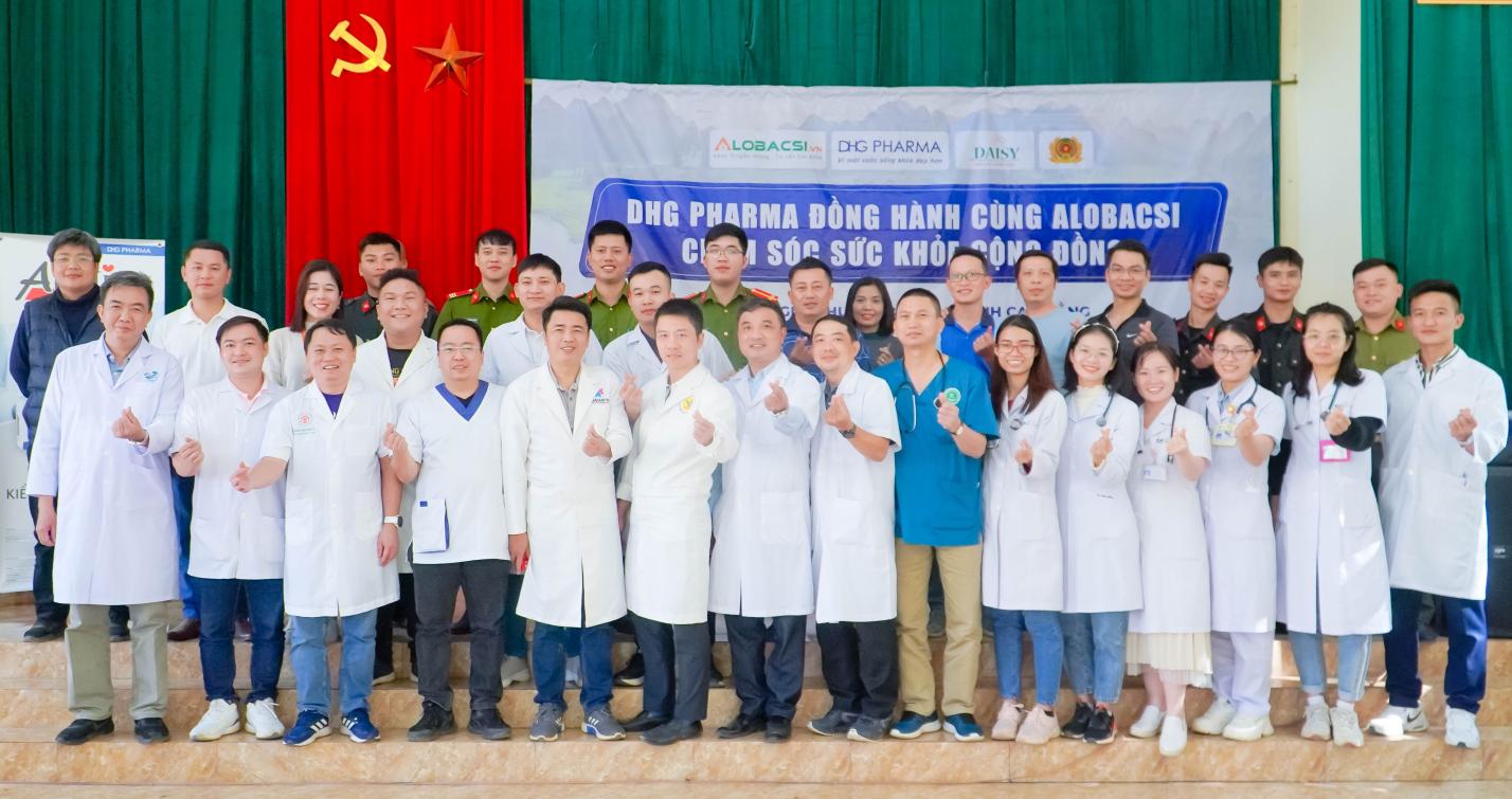 Dược Hậu Giang phát thuốc miễn phí cho hơn 1.250 đồng bào nơi địa đầu Tổ quốc - 2