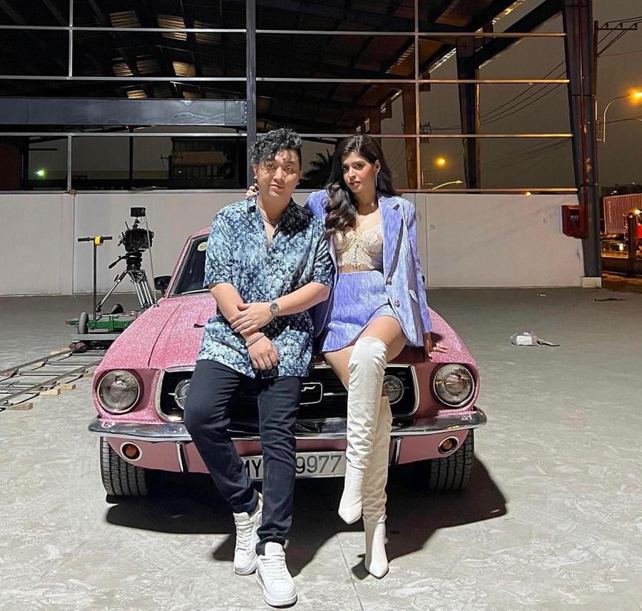 Thân hình quyến rũ, xinh đẹp của người mẫu ngoại hot nhất ở Việt Nam - 1