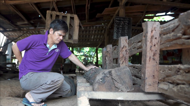 Giúp chồng thoát đau lưng, mỏi vai gáy rã rời nhờ mẹo này - 1