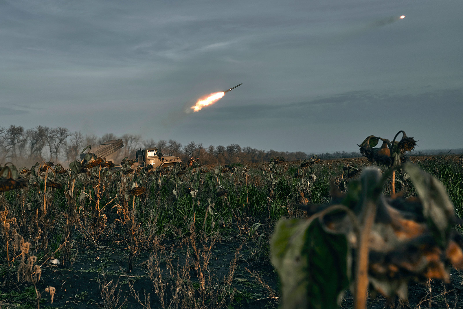 Ukraine thông báo số liệu mới về binh sĩ thương vong - 2