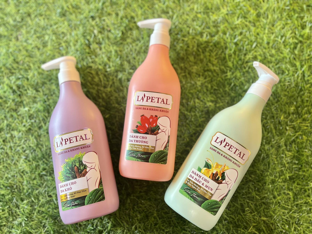 Sữa tắm chiết xuất lá trầu không "lên ngôi" nhờ công thức kháng khuẩn không gây khô da - 3