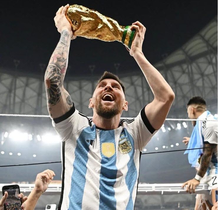 Sau 2 ngày vô địch World Cup 2022, Messi vẫn đang “phá đảo thế giới ảo” - 2