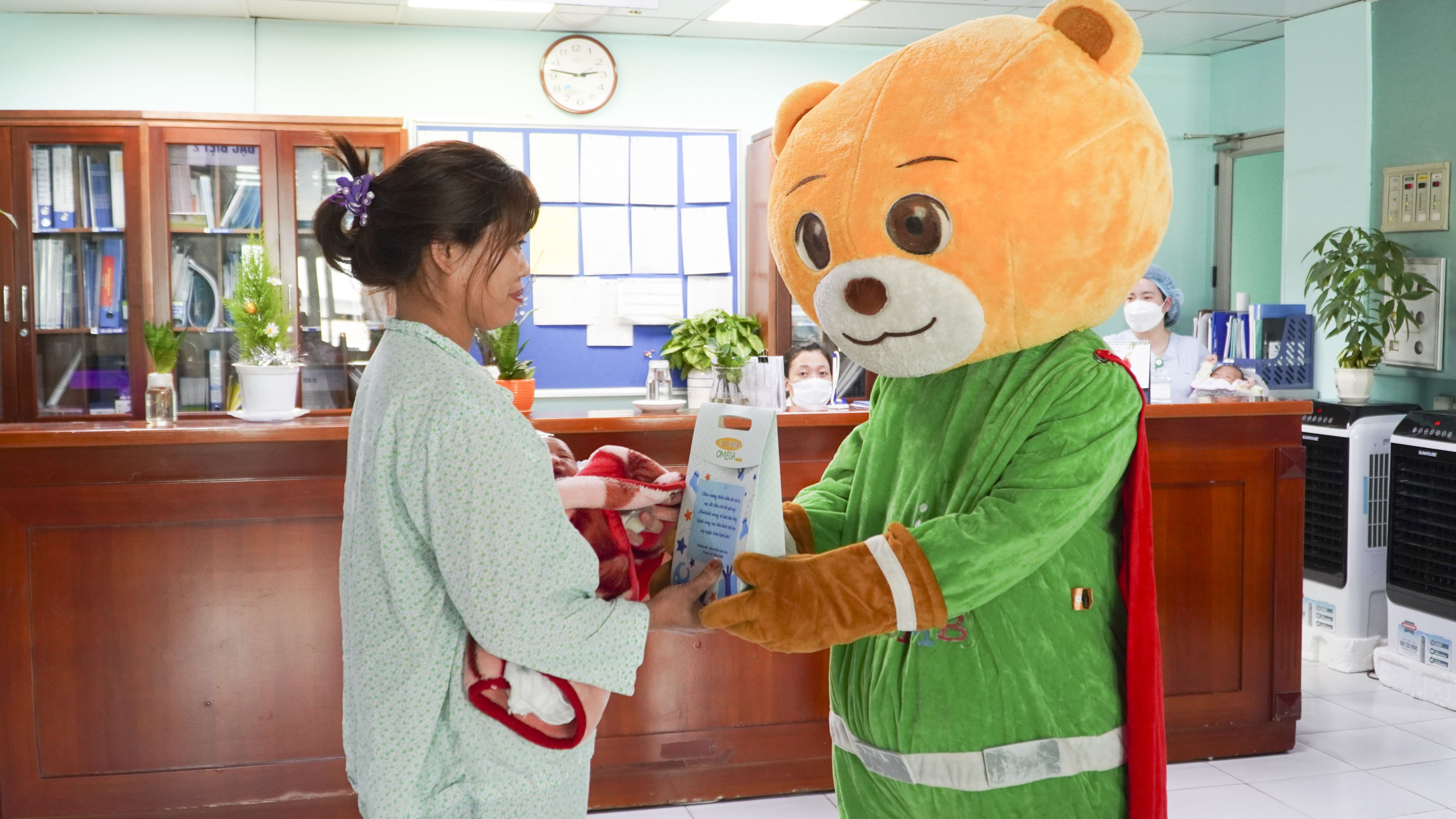 Ấm áp mùa giáng sinh, Fitobimbi đồng hàng cùng mẹ chào đón bé yêu - 2