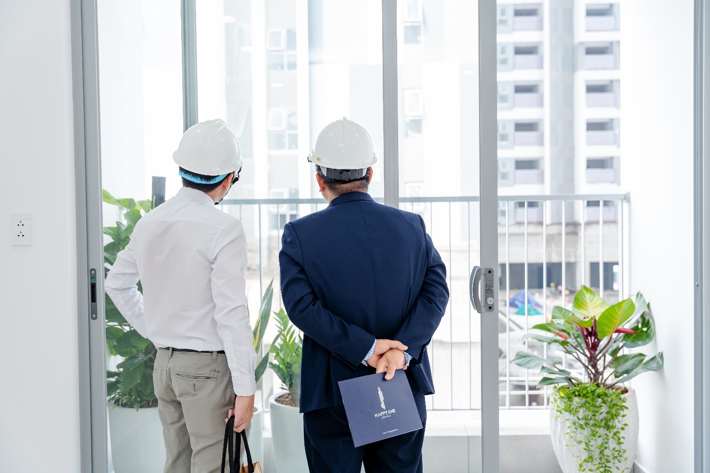 Vạn Xuân Group: Bàn giao sổ Happy One Premier và chuẩn bị đưa “biểu tượng Bình Dương” về đích - 3