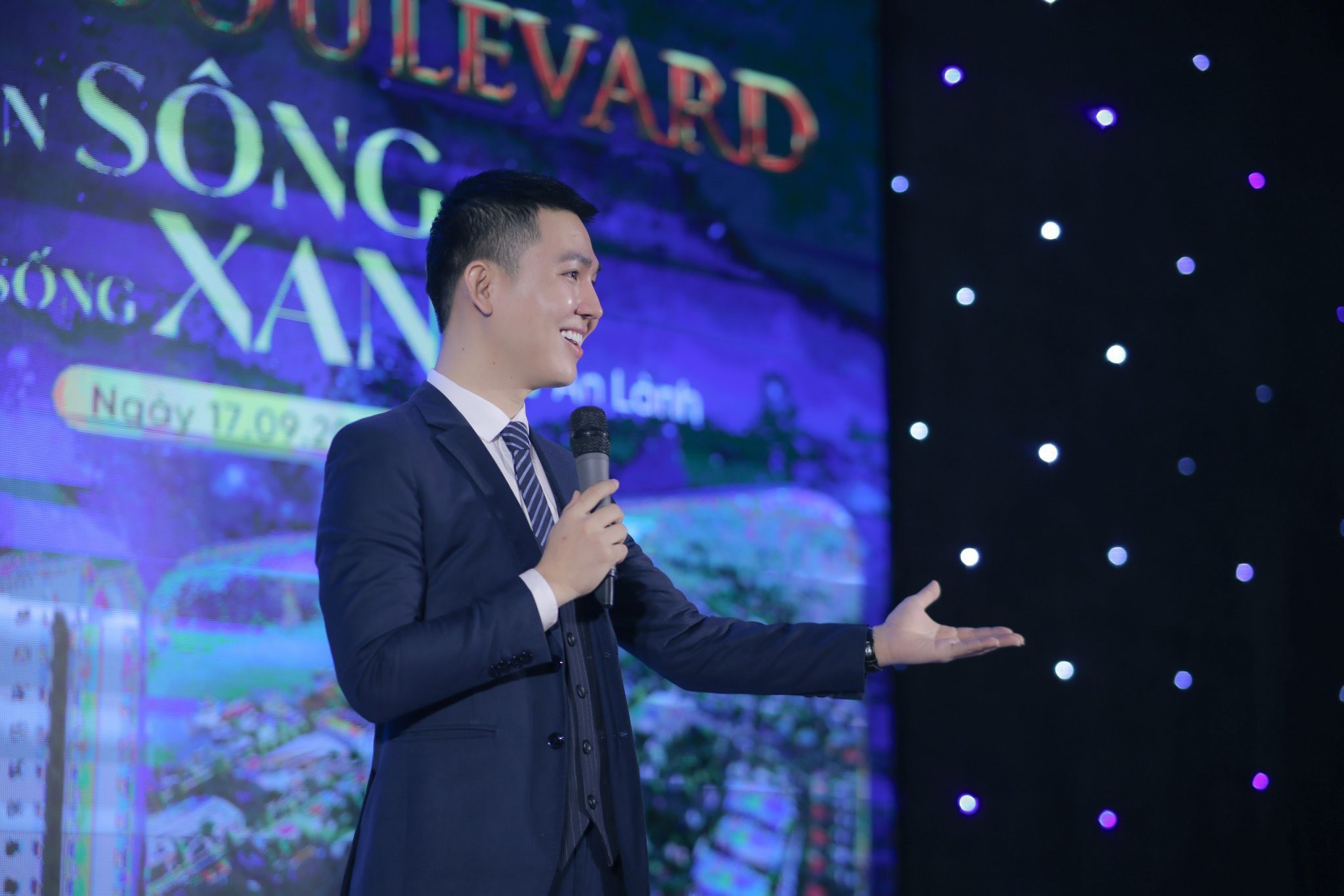 Cao Tùng Minh: Chàng MC bất động sản đa tài với giọng nói cực lôi cuốn - 3