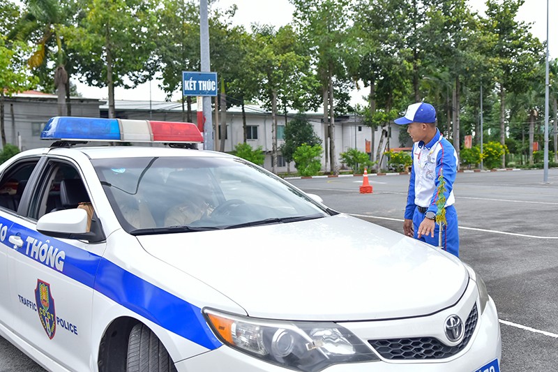 Gần 400 CBCS CSGT được Honda tập huấn lái xe ô tô an toàn - 3