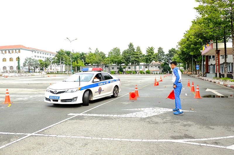 Gần 400 CBCS CSGT được Honda tập huấn lái xe ô tô an toàn - 5
