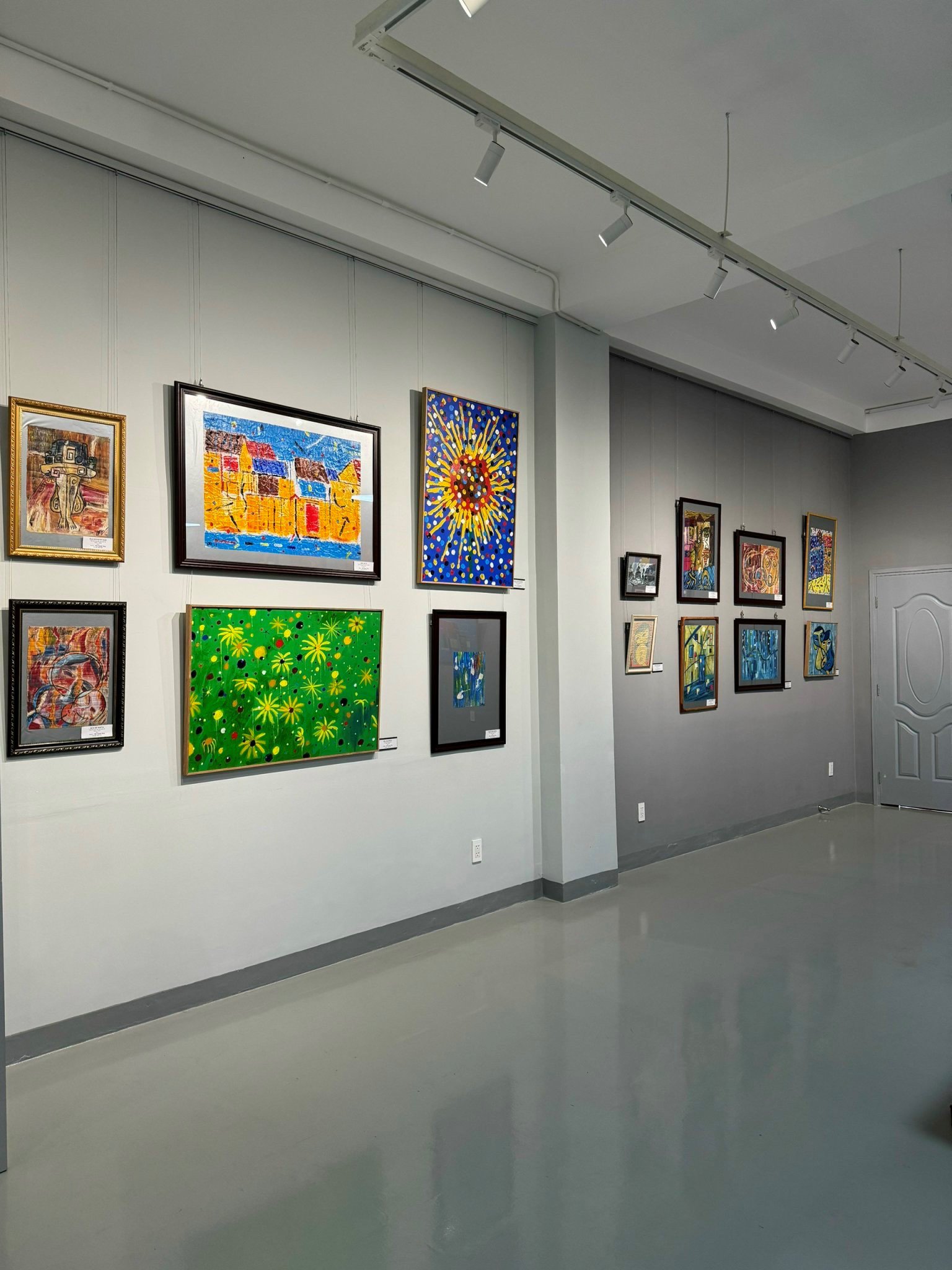 Hoạ sĩ Bùi Thanh Tặng: “Nghệ thuật là sự cảm nhận của mỗi người, hãy để những tác phẩm tự kể câu chuyện của chúng” - 3