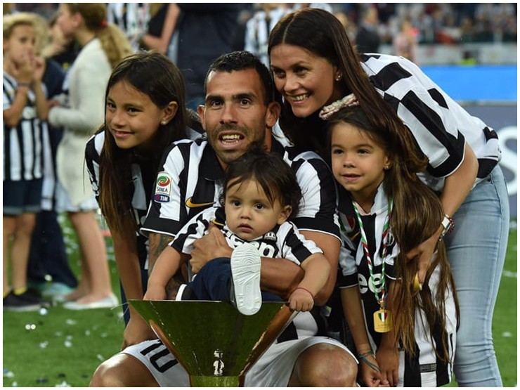 Cầu thủ ở "địa ngục trần gian", 10 tháng tuổi bị bỏng nước sôi vẫn thành siêu sao - 4