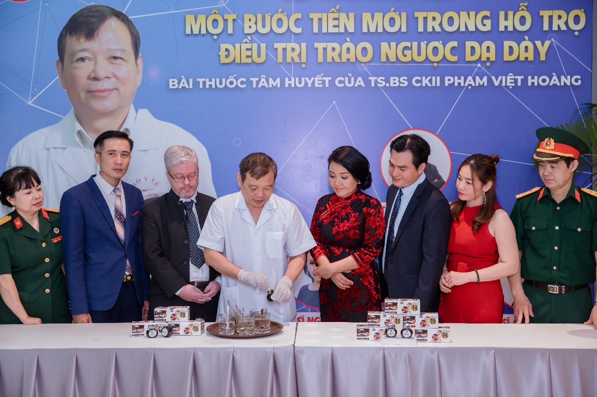 Cao Việt Hoàng – Đạt HCV Sản phẩm chất lượng Quốc Gia năm 2023, Sản phẩm hỗ trợ giảm triệu chứng bệnh dạ dày - 3