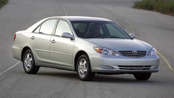 Nhìn lại sự thay đổi của Toyota Camry qua 9 thế hệ - 5