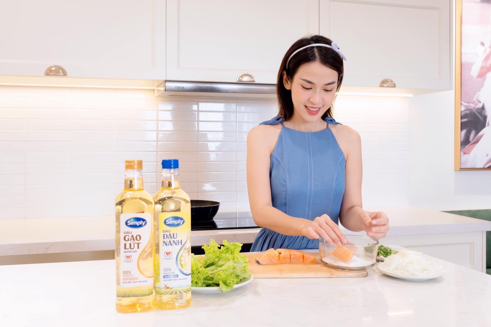 Cách chị đẹp &#39;Đạp gió rẽ sóng&#39; Phương Vy, Tú Vi đầu tư sức khỏe trái tim - 2