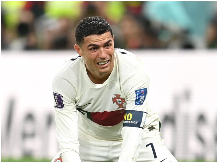 CR7 đối mặt với vụ kiện tập thể trị giá hơn 24.000 tỷ đồng - 1