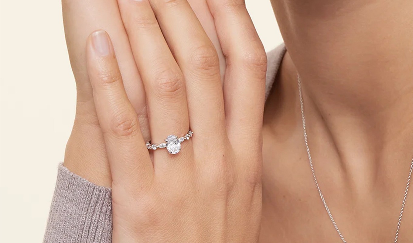 11 xu hướng nhẫn đính hôn năm 2024 sẽ khiến bạn phải nói "Tôi đồng ý" - 3
